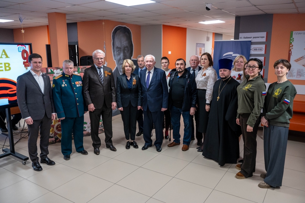 Торжественное мероприятие по случаю присвоения Заревской СОШ г. Домодедово имени Героя Социалистического труда А. А. Гуманюка