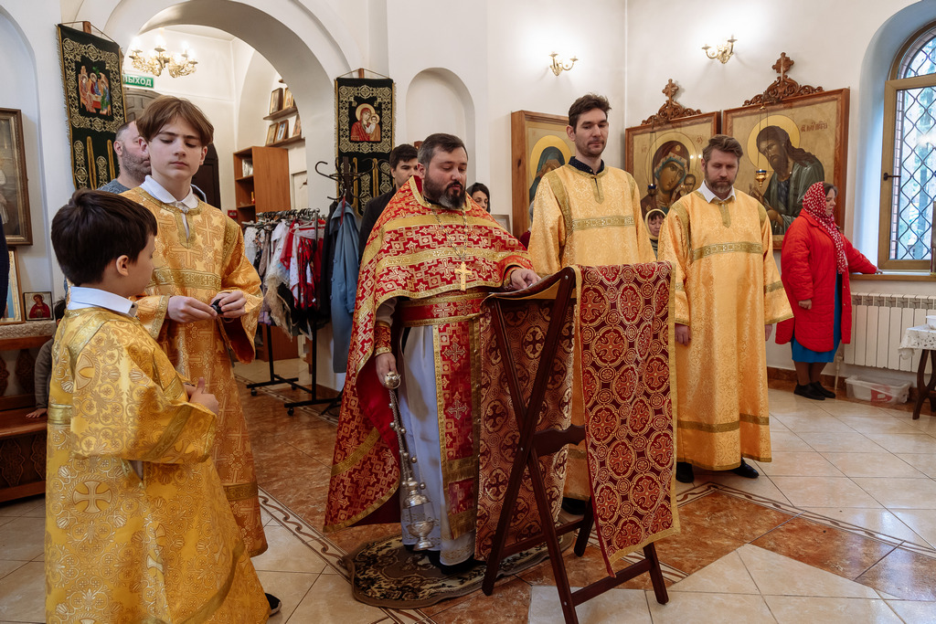 Праздничные мероприятия ко Дню Победы в храме благоверных Петра и Февронии Муромских города Домодедово — фото 5