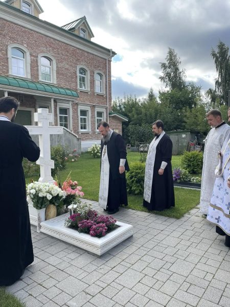 Панихида в годовщину гибели протоиерея Сергия Лопухова