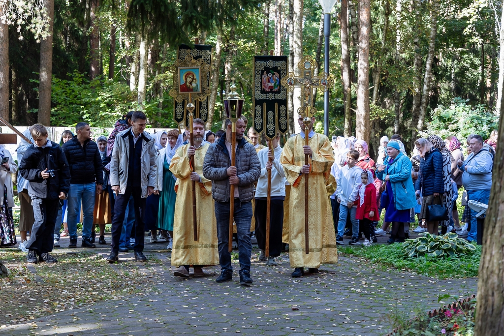 Престольный праздник в храме Петра и Февронии Муромских города Домодедово — фото 2