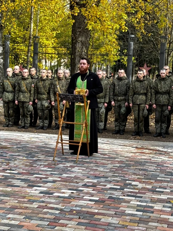 Молебен в день памяти преподобного Сергия Радонежского в Сергиевском храме воинской части в г. о. Домодедово